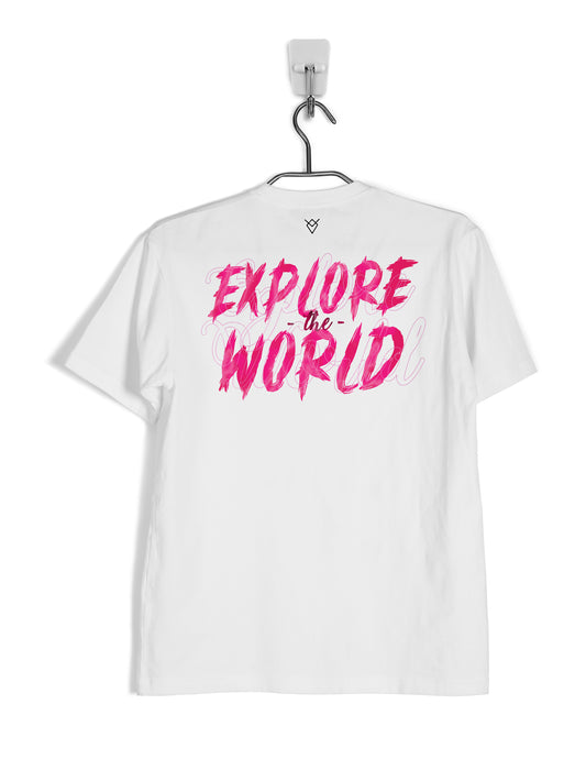 EXTROVERT EXPLORE THE WORLD. T-Shirt